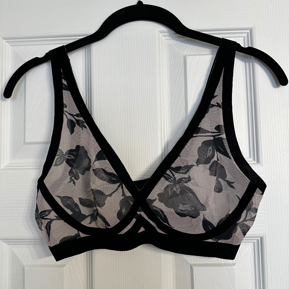 EBY sheer bra - black floral sm